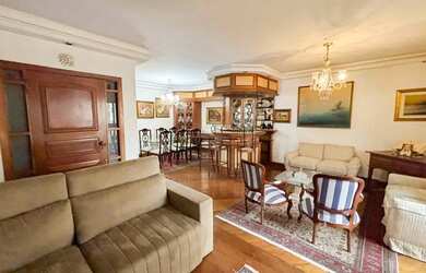 Imagem: O apartamento possui 3 Dormitórios, 5 Banheiros, 3 Vagas na