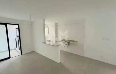 Imagem: O apartamento possui 1 Dormitório, 1 Banheiro, 1 Vaga na garagem