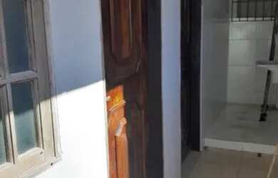 Imagem: A casa possui 2 Dormitórios, 2 Banheiros e está localizado