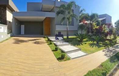 Imagem: A casa em condomínio possui 3 Dormitórios, 5 Banheiros, 4