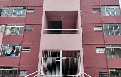 Imagem: O apartamento possui 2 Dormitórios, 1 Banheiro e 50m² de Área