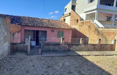 Imagem 2: Terreno 12/30. 1 Banheiroe3 Dormitórios