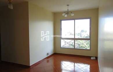 Imagem: O apartamento possui 3 Dormitórios, 1 Banheiro, 1 Vaga na garagem