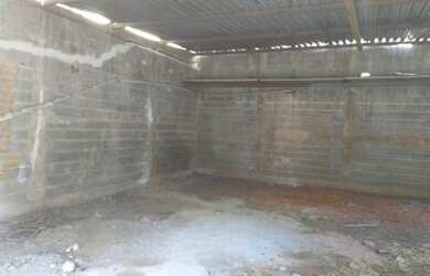 Imagem 13: lote com a frente construída garagem deposito, venda vila Julia Poá