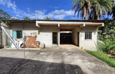 Imagem: A chácara possui 1.300m² de Área e está localizado em Mateus