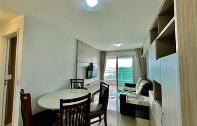 Imagem: O apartamento possui 1 Dormitório, 1 Banheiro, 1 Vaga na garagem