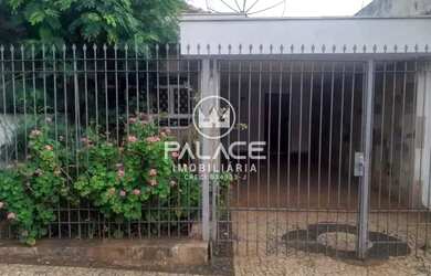 Imagem 2: Casa de rua / Residencial / Centro