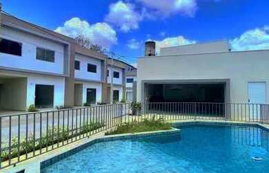 Imagem: A casa em condomínio possui 3 Dormitórios, 3 Banheiros, 2