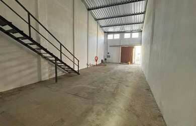 Imagem: O depósito possui 40m² de Área e está localizado em Vila