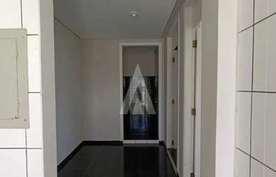 Imagem 11: Apartamento localizado no bairro Iririú, composto por 2 quartos, cozinha...