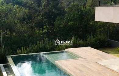 Imagem: A casa em condomínio possui 4 Dormitórios, 5 Banheiros, 4