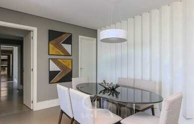 Imagem: O apartamento à venda possui 3 Dormitórios, 2 Banheiros, 3