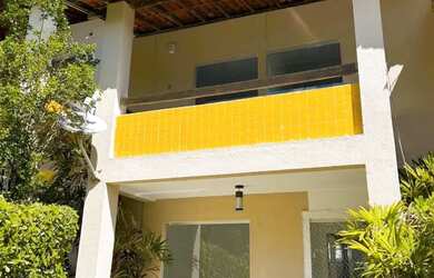 Imagem 3: Linda Casa Tipo Village dentro de Condomínio Fechado 2/4 Duas Suítes Completas Abrantes