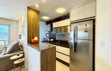 Imagem: O apartamento possui 2 Dormitórios, 1 Banheiro, 1 Vaga na garagem