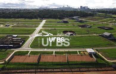 Imagem: O terreno possui 638m² de Área e está localizado em Parque