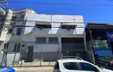 Imagem: O depósito possui 700m² de Área e está localizado em Bonsucesso