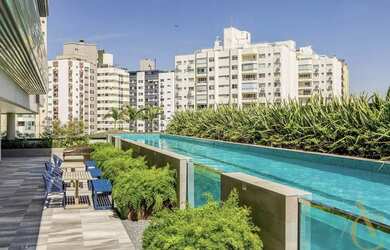 Imagem: O apartamento possui 2 Dormitórios, 2 Banheiros, 1 Vaga na