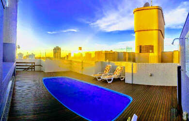 Imagem: O apartamento possui 4 Dormitórios, 3 Banheiros, 2 Vagas na