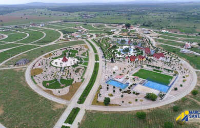 Imagem: O terreno possui 500m² de Área e está localizado em Zabelê