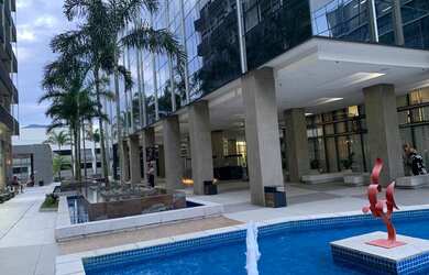 Imagem: O depósito possui 1 Vaga na garagem, 32m² de Área e está