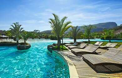 Imagem: O apartamento possui 2 Dormitórios, 2 Vagas na garagem e está