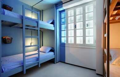 Imagem: O quarto possui Área de serviço e está localizado em Centro