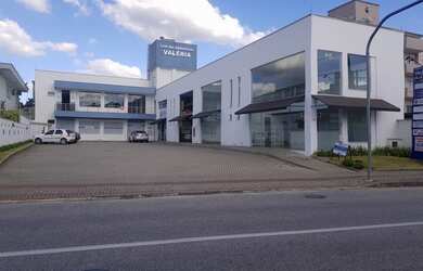 Imagem: O depósito possui 188m² de Área e está localizado em Centro