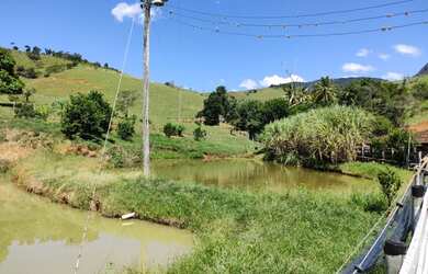 Imagem: A chácara possui 100.000m² de Área e está localizado em