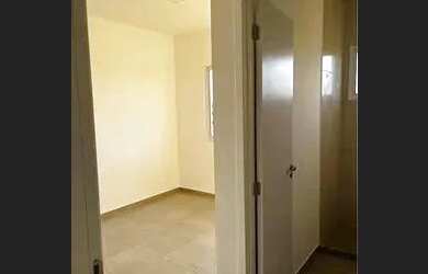 Imagem: A casa em condomínio possui 2 Dormitórios, 1 Banheiro, 2 Vagas