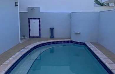 Imagem: A casa em condomínio possui 3 Dormitórios, 4 Banheiros, 4