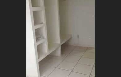 Imagem: O apartamento possui 2 Dormitórios, 1 Banheiro e está localizado