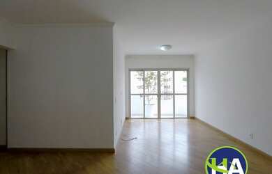 Imagem: O apartamento possui 2 Dormitórios, 2 Banheiros, 2 Vagas na