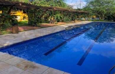 Imagem: O apartamento possui 2 Dormitórios, 2 Vagas na garagem e está