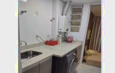 Imagem: O apartamento possui 2 Dormitórios, 2 Banheiros, 1 Vaga na