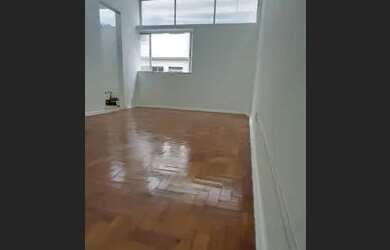 Imagem: O apartamento possui 1 Dormitório, 1 Banheiro, 35m² de Área