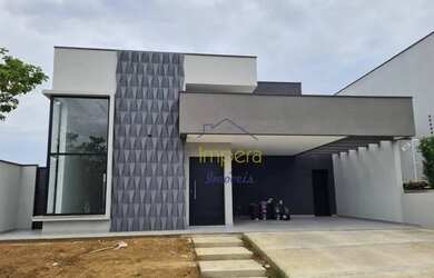 Imagem: A casa em condomínio possui 3 Dormitórios, 3 Banheiros, 4