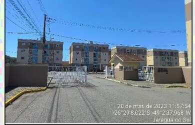 Imagem: A casa possui 2 Dormitórios, 1 Banheiro, 1 Vaga na garagem