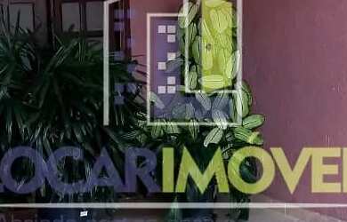 Imagem 3: Casa averbada à venda com 3/4 + dependência, 03 vagas de garagem com bastante espaço em ót