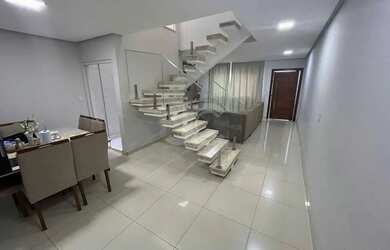 Imagem 3: Casa Duplex à venda - Bairro Felícia