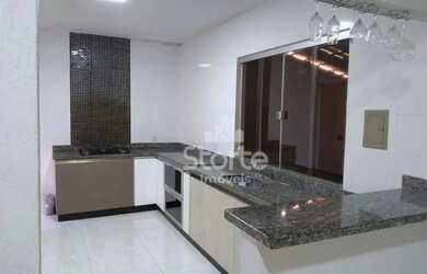 Imagem 4: Casa com planejados de 3/4 sendo 1 suíte à venda, 200 m² por R$ 700.000...