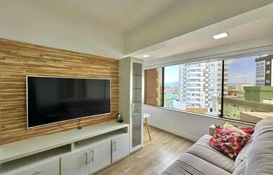 Imagem: O apartamento possui 2 Dormitórios, 2 Banheiros, 1 Vaga na