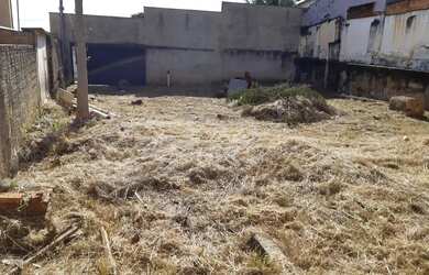 Imagem: O terreno possui 274m² de Área e está localizado em Vila