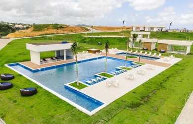 Imagem: O terreno possui 450m² de Área e está localizado em Centro