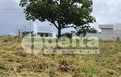 Imagem: O terreno possui 432m² de Área e está localizado em Jardim