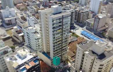 Imagem: O apartamento possui 2 Dormitórios, 2 Banheiros, 2 Vagas na