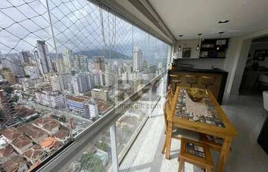 Imagem: O apartamento possui 3 Dormitórios, 5 Banheiros, 2 Vagas na