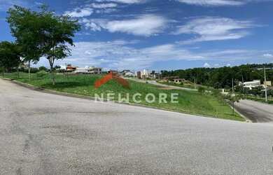 Imagem: O terreno possui 1286m² de Área e está localizado em Da Cerejeira