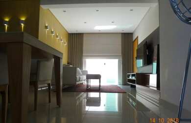 Imagem: O apartamento possui 3 Dormitórios, 2 Banheiros, 2 Vagas na