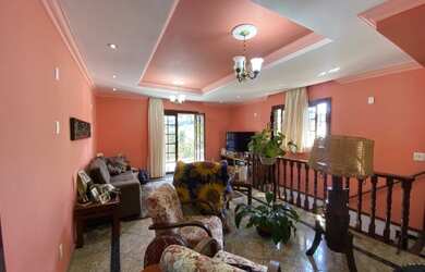 Imagem: Vendo Casa com 3 quartos e garagem no Quitandinha - Petrópolis/RJ