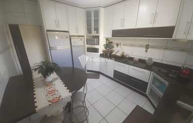 Imagem 2: Casa à venda, 2 quartos, 1 suíte, 2 vagas, Centro - Tubarão/SC